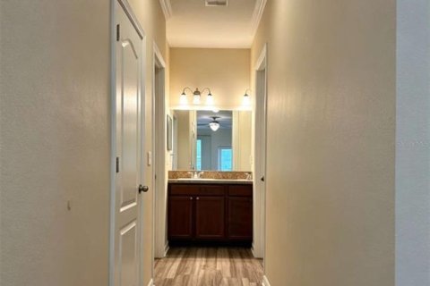Adosado en venta en Tampa, Florida, 4 dormitorios, 212.65 m2 № 2295125 - foto 15