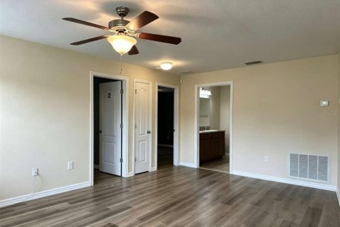 Adosado en venta en Tampa, Florida, 4 dormitorios, 212.65 m2 № 2295125 - foto 20