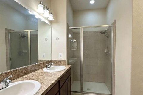 Adosado en venta en Tampa, Florida, 4 dormitorios, 212.65 m2 № 2295125 - foto 13