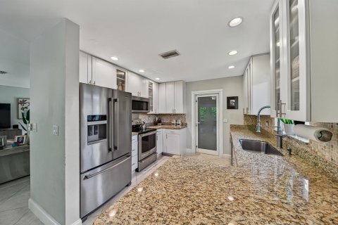 Casa en venta en Oakland Park, Florida, 3 dormitorios, 159.42 m2 № 2177426 - foto 16