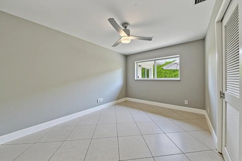 Casa en venta en Oakland Park, Florida, 3 dormitorios, 159.42 m2 № 2177426 - foto 30