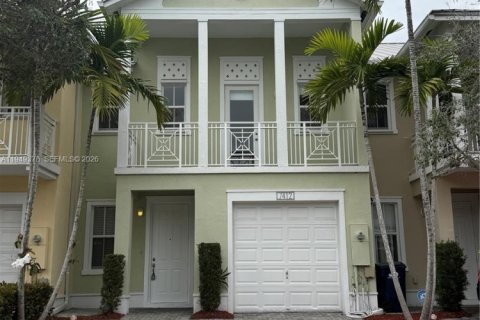 Таунхаус в Дорал, Флорида 3 спальни, 186.55м2 № 2006920