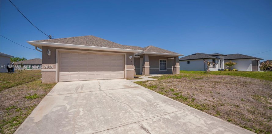 Villa ou maison à Lehigh Acres, Floride 3 chambres № 2051951