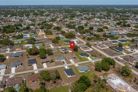 Villa ou maison à vendre à Lehigh Acres, Floride: 3 chambres № 2051951 - photo 9
