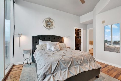 Condo in Tampa, Florida, 2 bedrooms  № 1518281 - photo 11
