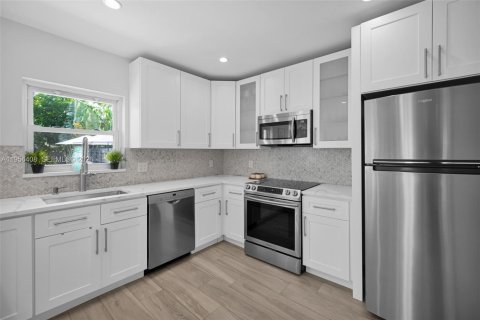 Купить виллу или дом в Форт-Лодердейл, Флорида 3 спальни, 124.3м2, № 2012054 - фото 5