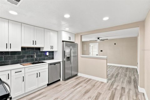 Villa ou maison à vendre à Sanford, Floride: 2 chambres, 108.51 m2 № 2319099 - photo 17