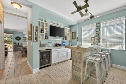 Casa en alquiler en Apollo Beach, Florida, 4 dormitorios, 300.35 m2 № 1915506 - foto 11