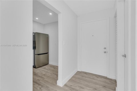 Снять в аренду кондоминиум в Майами-Бич, Флорида 1 спальня, 56.58м2, № 2004793 - фото 15