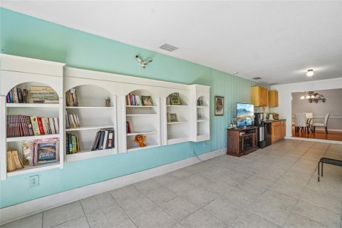 Villa ou maison à vendre à Dade City, Floride: 3 chambres, 201.6 m2 № 2415125 - photo 29