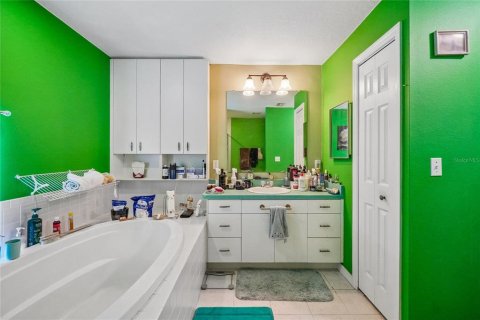 Villa ou maison à vendre à Dade City, Floride: 3 chambres, 201.6 m2 № 2415125 - photo 21
