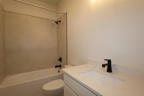 House in Riverview, Florida 4 bedrooms, 206.71 sq.m. № 1903621 - photo 13