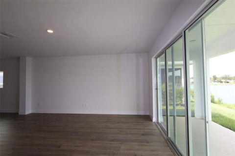 House in Riverview, Florida 4 bedrooms, 206.71 sq.m. № 1903621 - photo 9