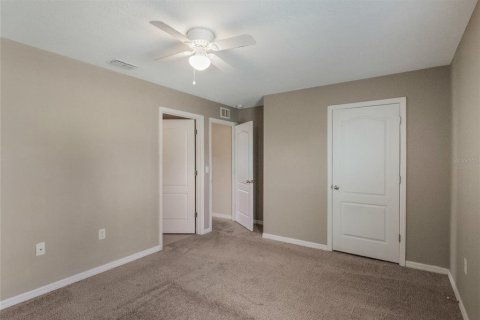 House in Davenport, Florida 5 bedrooms, 273.6 sq.m. № 1865927 - photo 28