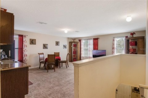 House in Davenport, Florida 5 bedrooms, 273.6 sq.m. № 1865927 - photo 15