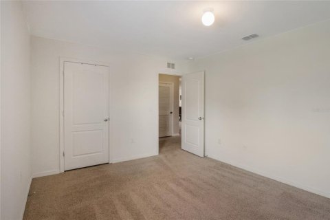 House in Davenport, Florida 5 bedrooms, 273.6 sq.m. № 1865927 - photo 30