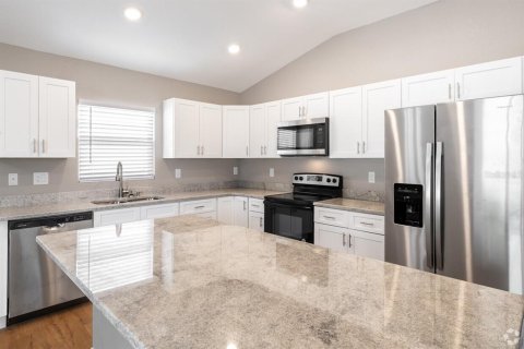 Commercial property in Lakeland, Florida 12 bedrooms, 458.94 sq.m. № 1829442 - photo 17