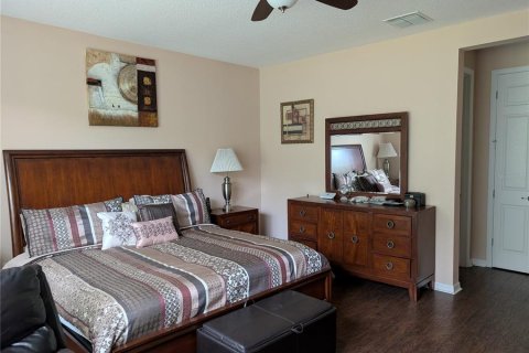 Villa ou maison à vendre à Poinciana, Floride: 4 chambres, 216.09 m2 № 2313481 - photo 18