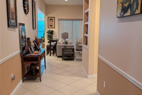 Villa ou maison à vendre à Poinciana, Floride: 4 chambres, 216.09 m2 № 2313481 - photo 3