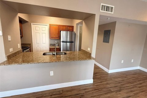 Appartement à louer à Orlando, Floride: 1 chambre, 67.26 m2 № 2416628 - photo 4