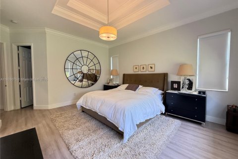 Casa en alquiler en Doral, Florida, 4 dormitorios, 220.74 m2 № 1936414 - foto 13