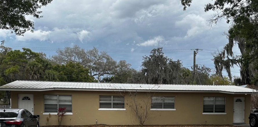 Commercial property in Okeechobee, Florida 129.32 sq.m. № 2269707