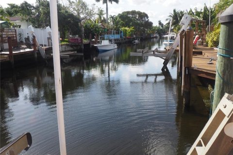 Casa en alquiler en Hollywood, Florida, 3 dormitorios, 235.69 m2 № 1182222 - foto 1