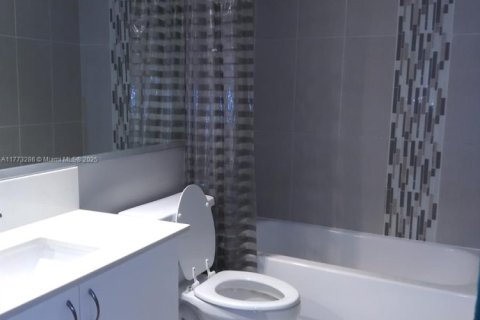 Copropriété à vendre à Aventura, Floride: 2 chambres, 109.62 m2 № 1958762 - photo 6
