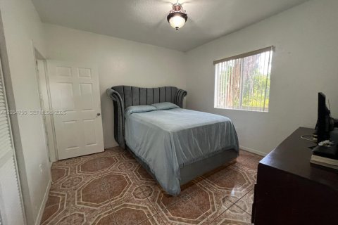 Condo in Miami, Florida, 2 bedrooms  № 2186771 - photo 29