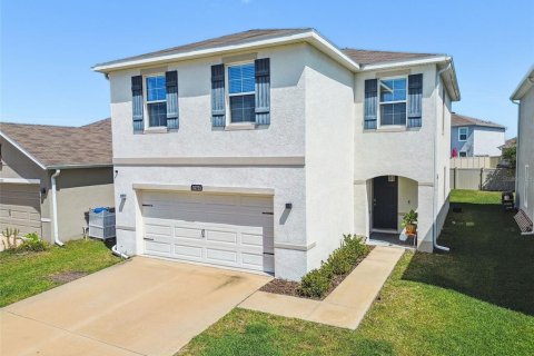 House in Wesley Chapel, Florida 4 bedrooms, 186.45 sq.m. № 1623040 - photo 1