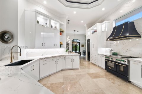 Купить виллу или дом в Плантация, Флорида 9 комнат, 357.67м2, № 2007584 - фото 11