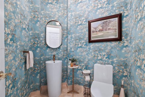 Купить виллу или дом в Плантация, Флорида 9 комнат, 357.67м2, № 2007584 - фото 22