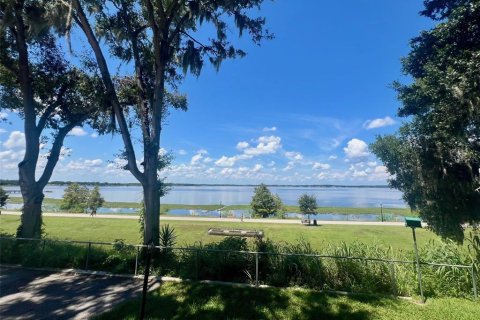 Condominio en alquiler en Clermont, Florida, 2 dormitorios, 90.77 m2 № 1900041 - foto 3