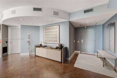 Condominio en venta en Miami Beach, Florida, 3 dormitorios, 200.48 m2 № 1685929 - foto 15