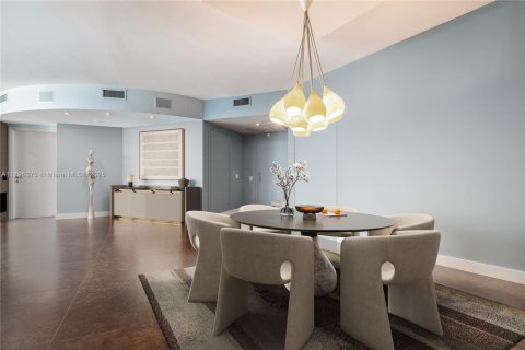 Condominio en venta en Miami Beach, Florida, 3 dormitorios, 200.48 m2 № 1685929 - foto 14