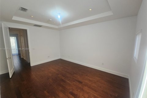 Adosado en alquiler en Doral, Florida, 4 dormitorios, 223.71 m2 № 1933741 - foto 9