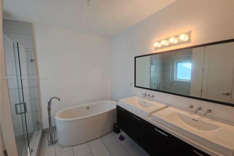 Adosado en alquiler en Doral, Florida, 4 dormitorios, 223.71 m2 № 1933741 - foto 11