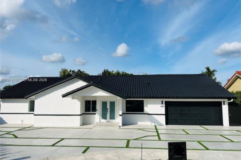 Villa ou maison à vendre à Miami, Floride: 4 chambres, 252.6 m2 № 2042966 - photo 22