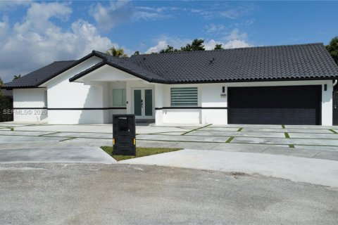 Villa ou maison à vendre à Miami, Floride: 4 chambres, 252.6 m2 № 2042966 - photo 29