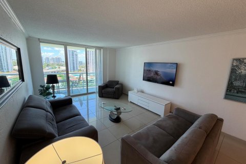 Condo in Sunny Isles Beach, Florida, 1 bedroom  № 2262012 - photo 7