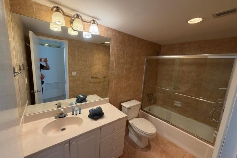 Condo in Sunny Isles Beach, Florida, 1 bedroom  № 2262012 - photo 9