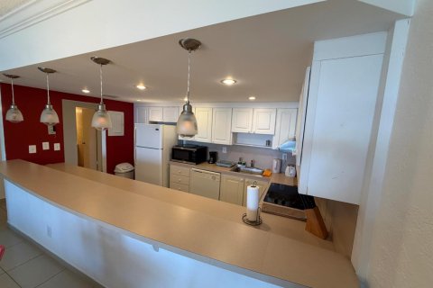 Condo in Sunny Isles Beach, Florida, 1 bedroom  № 2262012 - photo 6