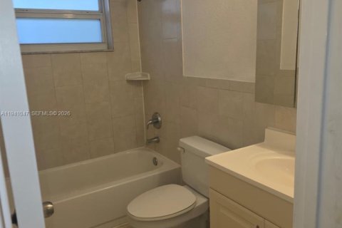 Appartement à louer à Hollywood, Floride: 1 chambre № 1998097 - photo 7