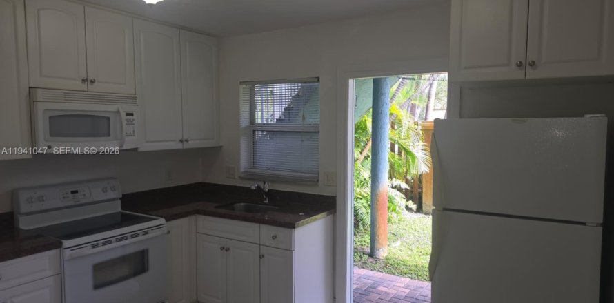 Appartement à Hollywood, Floride 1 chambre № 1998097