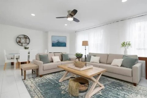 Casa en alquiler en Sarasota, Florida, 4 dormitorios, 157.38 m2 № 2165913 - foto 4