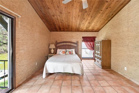 Condo in Altamonte Springs, Florida, 2 bedrooms № 2198782 - photo 17