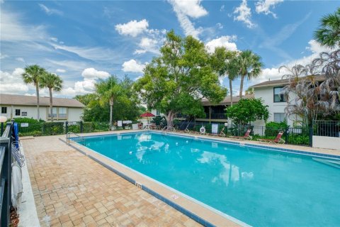 Condo in Altamonte Springs, Florida, 2 bedrooms № 2198782 - photo 26