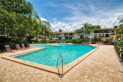 Condo in Altamonte Springs, Florida, 2 bedrooms № 2198782 - photo 27