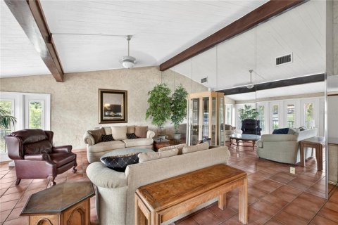 Condo in Altamonte Springs, Florida, 2 bedrooms № 2198782 - photo 4