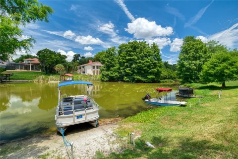 Condo in Altamonte Springs, Florida, 2 bedrooms № 2198782 - photo 24